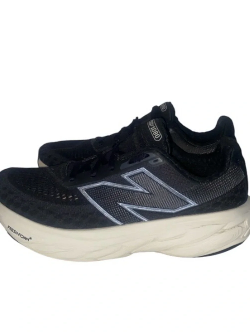 New Balance Women’s Fresh Foam X 1080V14 Running Shoes. Size 9.5 (Pre owned)